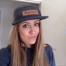 Ashleigh Beal's Instagram, Twitter & Facebook