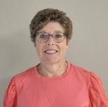 Kimberly Puetz's Instagram, Twitter & Facebook