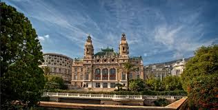 Η ασ μονακό φκ ( γαλλικά: Monako Ta 15 Kalytera Merh Gia Na Episkef8eite