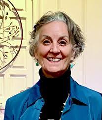 Suzanne Grace's Instagram, Twitter & Facebook