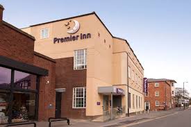 A sister shopping centre in west london's white city, westfield stratford is famous for its designer village, huge john lewis and of course our london stratford premier inn hotel right on the doorstep of the shoppers heaven. Stratford Upon Avon Hotels Central Premier Inn