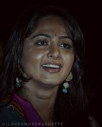 Anushka shetty cute in saree. Anushka Shetty Instagram Picuki Pin On Anushka Bringing You Closer To The People And Things You Love