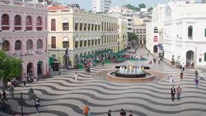 目前澳門已確診 2 例、香港高度懷疑 2 例。 陸委會今天中午以書面形式指出，澳門目前已確診新型冠狀病毒肺炎 2 例，香港則有 2 宗高度懷疑病例，建議國人赴港澳旅遊前，應注意當地疫情動態。 æ¾³é–€æ–°å¢ž1å®—è¼¸å…¥ç¢ºè¨ºç—…ä¾‹ æœ¬åœ° å•†æ¥­é›»å°881903