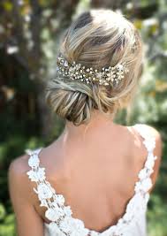 Maybe you would like to learn more about one of these? Realiser Un Chignon Romantique Pour Un Mariage Le Havre 76 Rue Des Ateliers