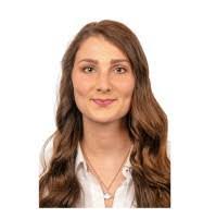 Lisa Stefani's Instagram, Twitter & Facebook