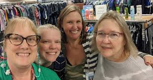 Sno-King School Retirees donates $500 to The Works