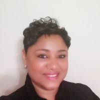 Nadia Lawrence's Instagram, Twitter & Facebook