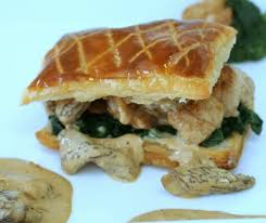 Une Entree De Fete Feuilletes De Ris De Veau Aux Morilles La Cuisine De Mercotte Macarons Verrines Et Chocolat