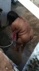 Bathing big ass bhabhi - ThisVid.com