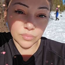 Leona Duffie's Instagram, Twitter & Facebook