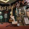 D amelinda (amelinda) g amelinda (amelinda) d amelinda (amelinda)…. Lirik Dan Chord Lagu Amelinda Koes Plus