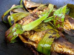 Yuk, kita simak videonya dan segera memasak! Perencah Ikan Bakar Adabi Mudahkan Kerja Aku Membakar Ikan Aku Sis Lin