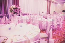 Seperti yang kita tahu, banyak sekali tipe macam dan pelbagai tipe tumbuhan di dunia ini, jangankan di dunia. The Ritz Carlton Jakarta Mega Kuningan Dekorasi Venue Bertema Romantis Weddingku Com