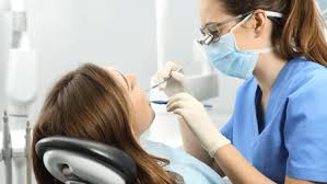 How to become a Dentist - Skills & Job ...