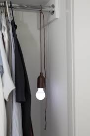 Led Lampe An Der Schnur Kabellose Gluhbirne Mit Zugschalter Led Lampe Gluhbirne Lampe