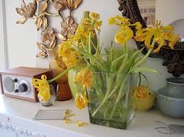 3 Quick Ways To Clean Glass Vases Glass Vase Vase Clear Glass Vases