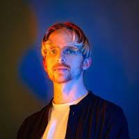 Leo Barton's Instagram, Twitter & Facebook