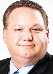 Jason Hottel's Instagram, Twitter & Facebook