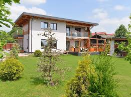 Astfel, puteti fi increzut ca economisiti. Cu 500 De Euro Pe Metru PÄtrat PoÈi Avea Èi Tu O CasÄ ModernÄ Din Lemn Cum E Cea Din BacÄu Adela Parvu Interior Design Blogger