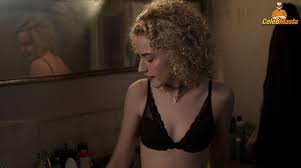 Julia Garner Nude Photos - Sex Scene Videos Celeb Masta updated