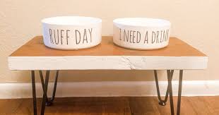 Diy Raised Dog Feeder In 2020 Raised Dog Feeder Dog Feeder Easy Diy