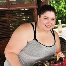 Her father, edward, is a former defense department employee. Us Bride Told To Pay Fat Tax For Plus Sized Wedding Dress 9honey
