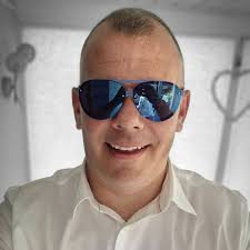 Mental health is just as important as physical health. In my new video  series with Harry's, I sat down with sports psychiatrist Dr. Steve Peters  to talk about it in detail. Watch