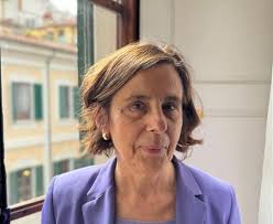 Toscana: consigliera regionale Anna Paris (PD) presenta mozione contro  “etichettatura sanitaria del vino; no alla revisione della normativa  europea”