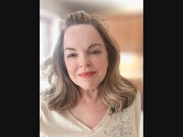 Caroline Bobby's Instagram, Twitter & Facebook