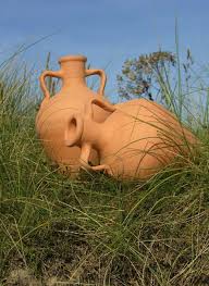 It also helps prevent cough, cold and respiratory problems. Clay Amphora Pot For Drinking Water Filtration For Sale Uk