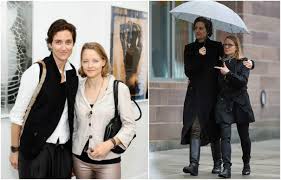 Demille award for lifetime achievement, and she thanked her former partner of 15 years, cydney bernard, with whom she still amicably raises her two boys. Family Of Jodie Foster One Of Hollywood S Darlings