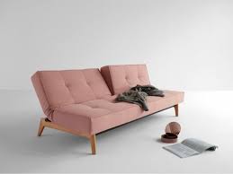 We have worked around different sustainable themes such as flat packing, renewable designs and recycled textiles. Innovation Splitback Eik Schlafsofa Das Wohnkonzept
