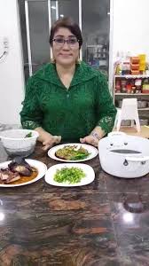 The kids love the springy noodles and the succulent wontons and the char siu, well, pretty much everything in this. Mee Wantan Kak Ida S Style Share Masakan Share Resepi