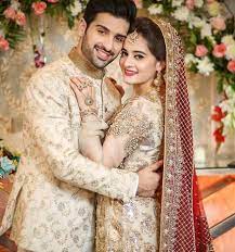Pin By Sawera Falak On Photography Indian Wedding Photography Couples Indian Wedding Photography Poses Indian Wedding Poses