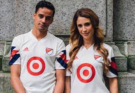 Los mejores jugadores de ambos torneos se medirán en un partido de exhibición denominado juego de las estrellas. Mls All Star Jersey Adidas 2018