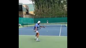 Lorenzo sonego (born 11 may 1995) is a tennis player who competes internationally for italy. Lorenzo Sonego Training Forehand Tennispro Lorenzosonego Tennispractice Tennistraining Youtube