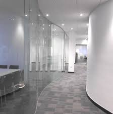 Curved Walls And Glazed Partitioning In Our Commercial Refurbishment In Bristol Maximising Light And A Feeling Of Arquitectura Decoracion De Muebles Oficinas