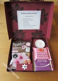 Wellness geschenke personalisierte wellness geschenke für frauen & männer für gestresste erholung jetzt schenken! 9 30 Minuten Wellness Ideen Wellness Geschenke Selbstgemachte Geschenke Geschenke Basteln