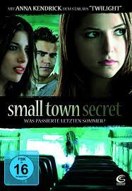 2020 / сша the secret: Small Town Secret Was Passierte Letzten Sommer Amazon De Anna Kendrick Paul Wesley Tania Raymonde Nathan Hope Anna Kendrick Paul Wesley Dvd Blu Ray