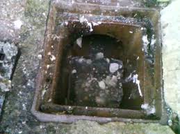 outside kitchen sink drain and damp