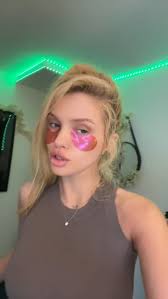 Do you remember this look?! 🤭