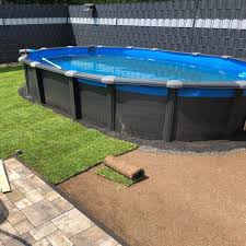 Eigentlich Hatten Wir Uns Fur Einen Mon De Pra Pool Entschieden Der Als Fertiges Gfk Becken In Den Boden Eingelassen Wird Aber In 2020 Outdoor Decor Outdoor Hot Tub
