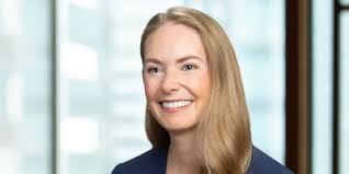 Latham Watkins Advises Kendra Scott