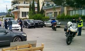 Το αγρίνιο είναι πόλη του νομού αιτωλοακαρνανίας στην περιφέρεια δυτικής ελλάδας. Agrinio Troxaio Atyxhma Me Karampola 5 Aytokinhtwn Sto Giannoyzi Fwto Nea Apo To Agrinio Kai Thn Aitwloakarnania Agriniolike