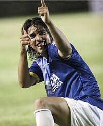 Marcelo martins moreno (born 18 june 1987 in santa cruz de la sierra, bolivia ), known as marcelo martins, is a bolivian professional footballer who plays as a striker for china league one club shijiazhuang ever bright and the bolivia national football team. Wigan Sign Bolivia Hitman Marcelo Moreno On Season Long Loan Daily Mail Online