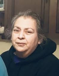 Diana Cruz's Instagram, Twitter & Facebook