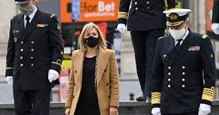 Vandaag beloven minister van defensie ludivine dedonder (ps) en premier alexander de croo (open vld) duidelijkheid in het dossier van. Belgie Herdenkt Zijn 252 In Buitenland Gesneuvelde Militairen Binnenland Hln Be