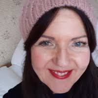 Lou Cann's Instagram, Twitter & Facebook