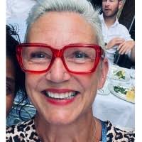 100+ "Geneviève Watts" profiles