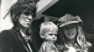 „yoh, machte spaß rockstars, nacktfotos, linke kommunarden, joints und prügel: Rolling Stones Legende Keith Richards Wird 75 Ich Habe Eh Alle Durch